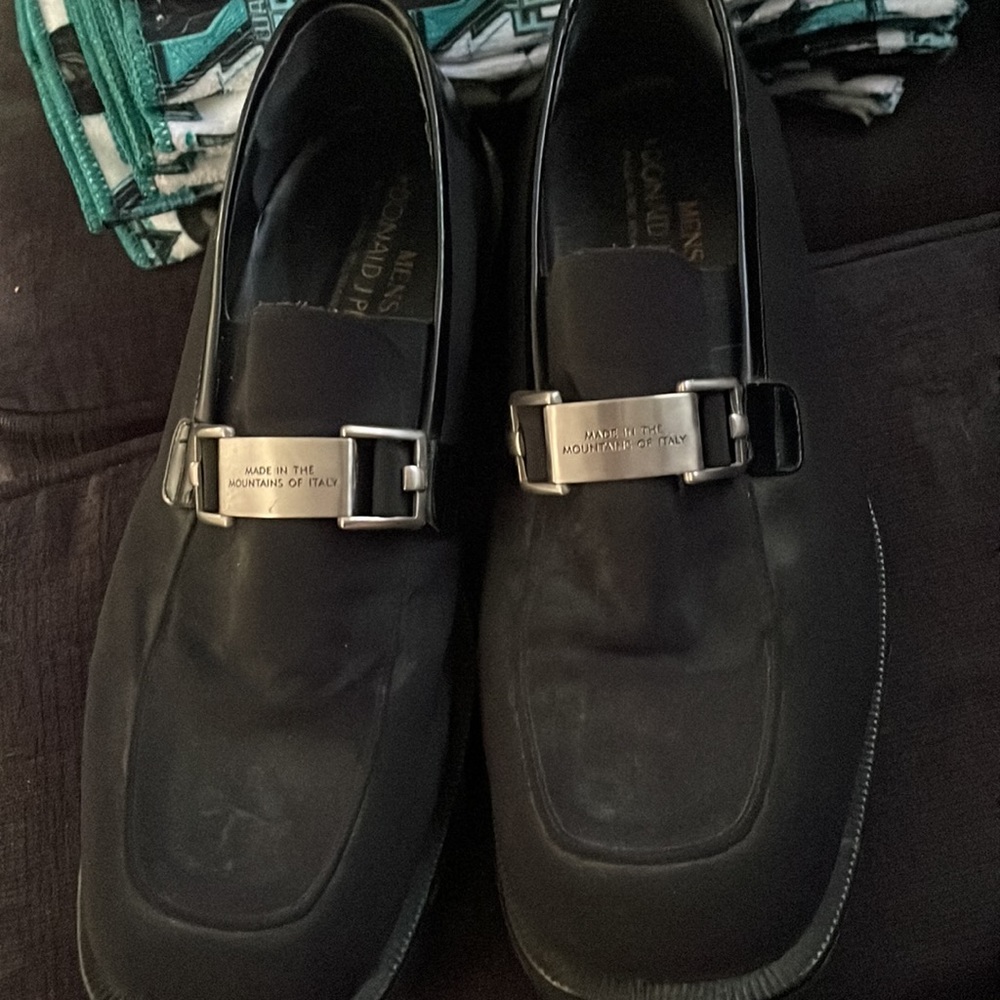 Vintage Donald J Pliner Size9M made in the mountains of Italy
